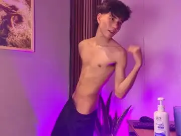 Chaturbate Watch Live Sex Cams of christopher_robin4