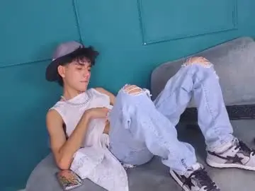 Chaturbate Sex Chat of christopher_robin4