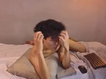 Chaturbate Live Sex Cam of christopher_robin4