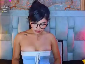 Chaturbate Live Sex Cam of katty_roose2