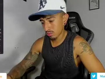 Chaturbate Live Sex Cam of martin_granch