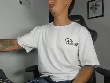 Chaturbate Live Sex Cam of martin_granch