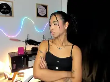 Chaturbate Adult Video Chat of massielhot