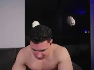 Chaturbate Live Sex Cam of alan_vidal