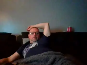 Chaturbate Live Sex Cam of middleton2021