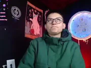 Chaturbate Live Porn of nikky_tomboy444