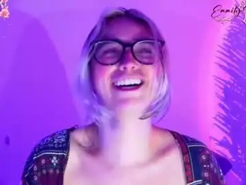 Chaturbate Watch Live Sex Cams of emi_roberts