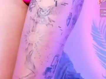 Chaturbate Adult Webcam of emi_roberts