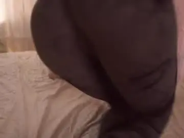 Chaturbate Live Sex Cam of fuckingtoy_