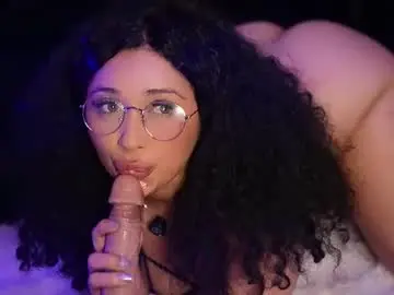 Chaturbate Adult Webcams of moan_4_you
