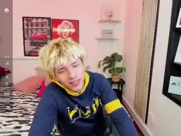Chaturbate Live Sex Cam of stich_23