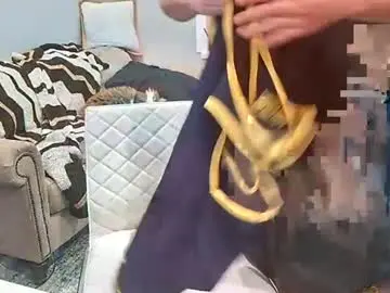 Chaturbate Free Porn Cam of 420happydaz
