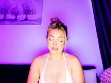 Chaturbate Free Live Porn of abella_soleill