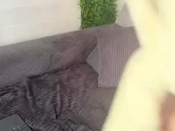 Chaturbate Sex Cam of angelok_