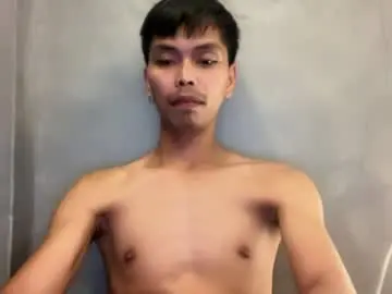 Chaturbate Live Sex Cam of ashgraaay69