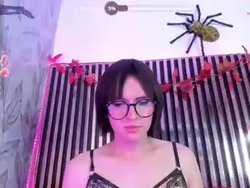 Chaturbate Adult Webcams of cyka_semenobitch