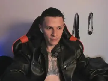 Chaturbate Live Sex Cam of masterdave7