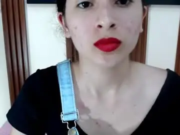Chaturbate Nude Webcam of skinnykattylush19