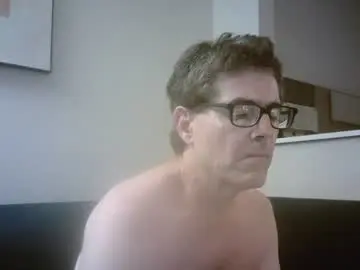 Chaturbate Live Sex Cam of mikewulds