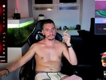 Chaturbate Live Sex Cam of rayzel_white