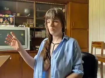Chaturbate Free Live Porn of claire_moulin