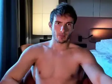 Chaturbate Nude Webcam of paul_rubini