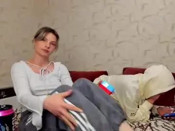 Chaturbate Live Porn of pikmi_obsos