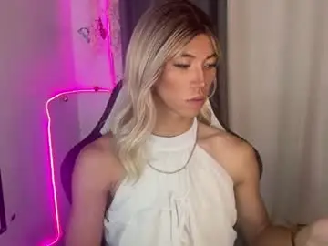 Chaturbate Adult Video Chat of urasianfairypirncessxx