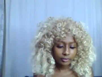 Chaturbate Adult Video Chat of disah_002