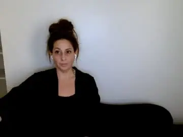 Chaturbate Adult Video Chat of goddesscaralia