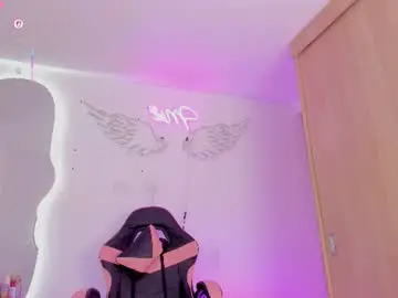 Chaturbate Live Porn of mia_yourmommy