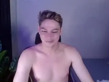Chaturbate Nude Webcam of blueyedboyinasia