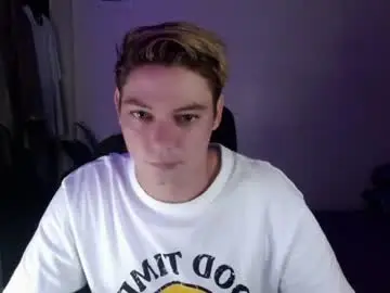 Chaturbate Sex Chat of blueyedboyinasia