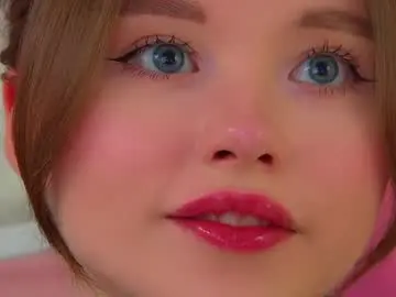 Chaturbate Free Live Porn of keiraace