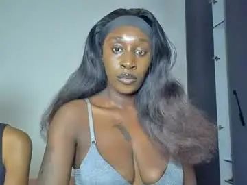 Chaturbate Live Sex Cam of kinky_leila