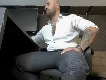 Chaturbate Adult Webcam of leon_1717