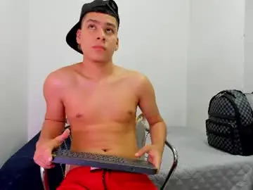 Chaturbate Watch Live Sex Cams of lucastorrez01