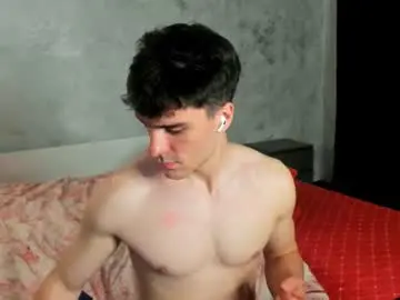 Chaturbate Live Sex Cam of sam_huston18