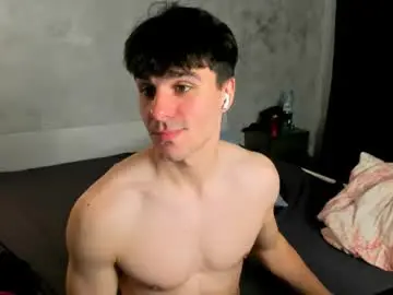 Chaturbate Nude Webcam of sam_huston18