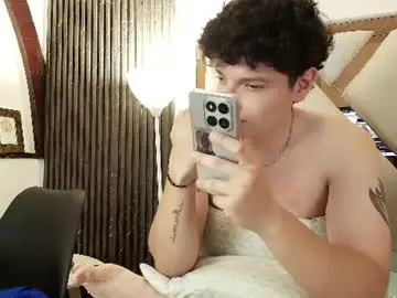 Chaturbate Adult Video Chat of zoe_and_dylan_