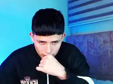 Chaturbate Live Porn of _justinmoon2