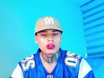Chaturbate Sex Cam of _justinmoon2
