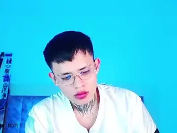 Chaturbate Sex Cam of _justinmoon2