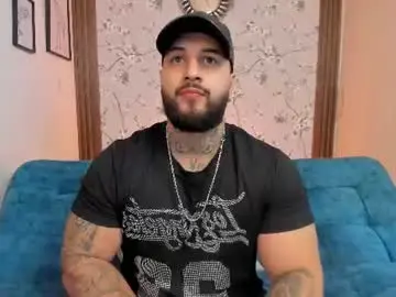 Chaturbate Live Sex Cam of max_dic1