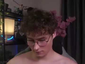 Chaturbate Live Porn of nico_theo