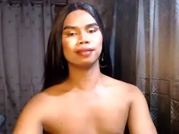 Chaturbate Watch Live Sex Cams of queenpinayebony_xx