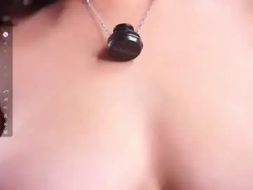 Chaturbate Live Sex Cam of sweetyoops
