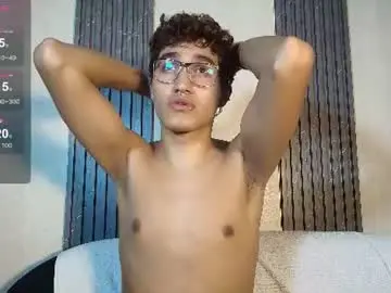 Chaturbate Free Porn Cam of damian_wolff