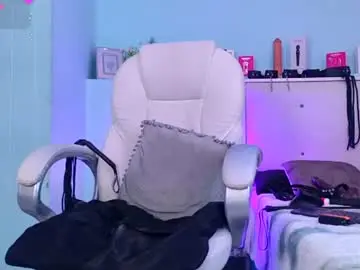 Chaturbate Best live sex cam show of emerald_gh