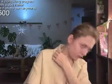 Chaturbate Live Sex Cam of holydori